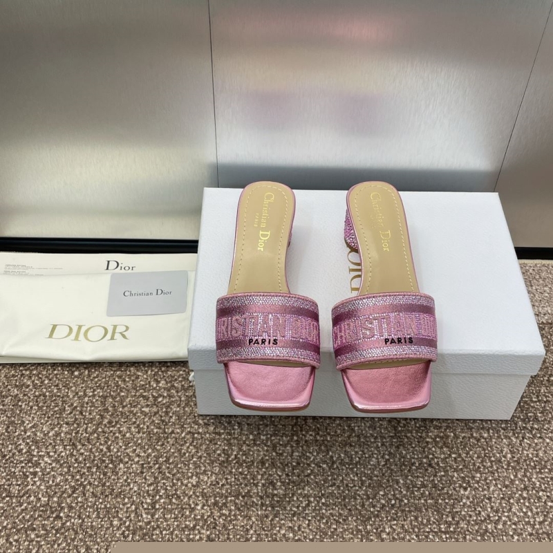 ch**an D*or slippers